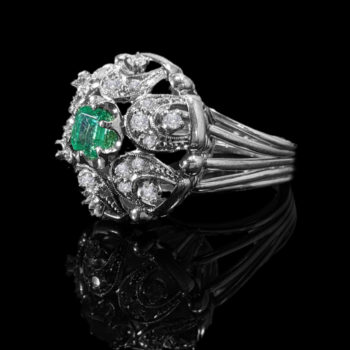 EVEREST Deco Emerald and Diamonds Ring